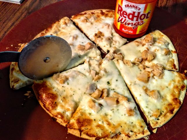 Cheesy Garlic Chicken Pizza with RedHot