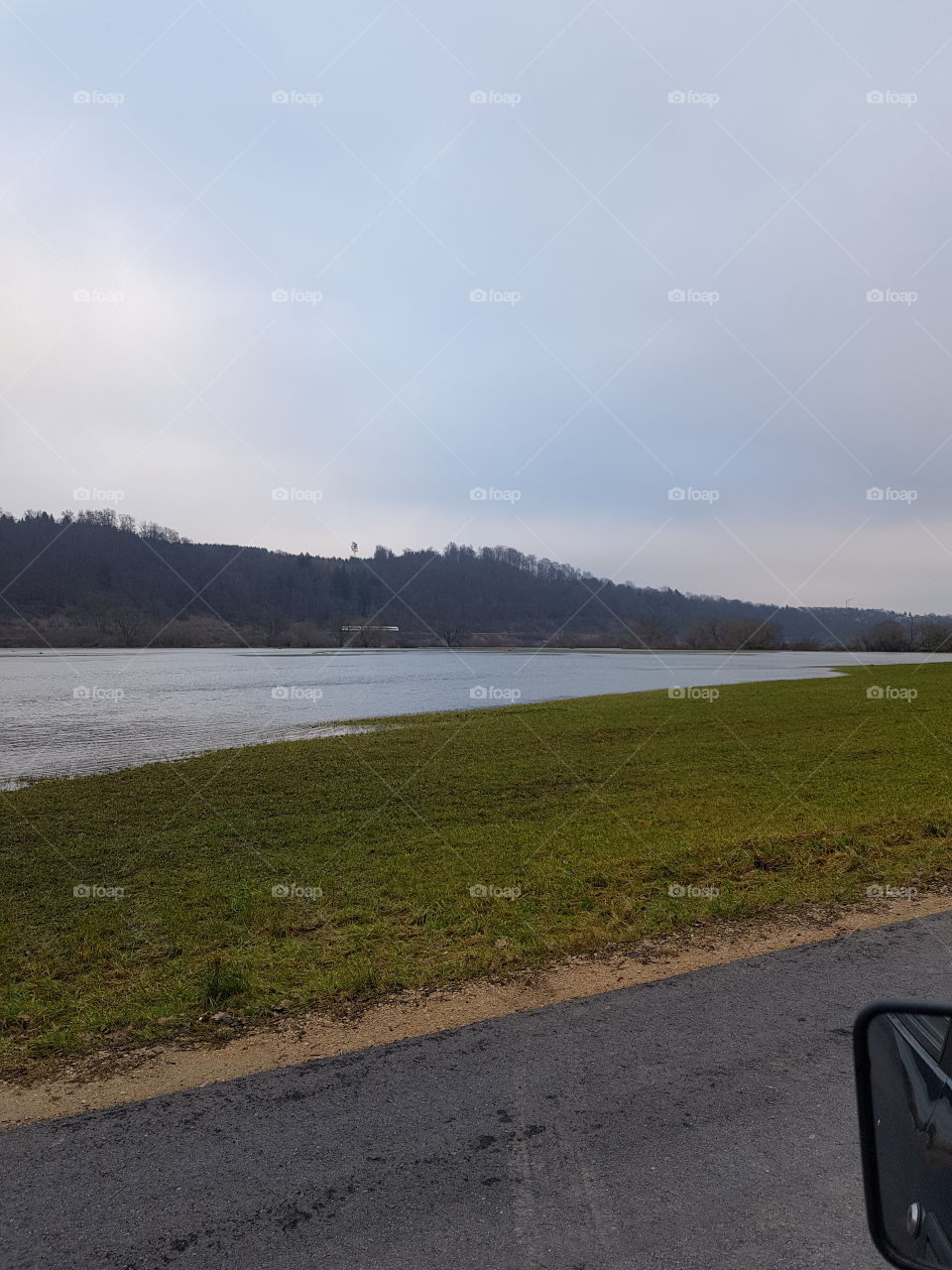 die Donau bei Sigmaringen mit Hochwasser