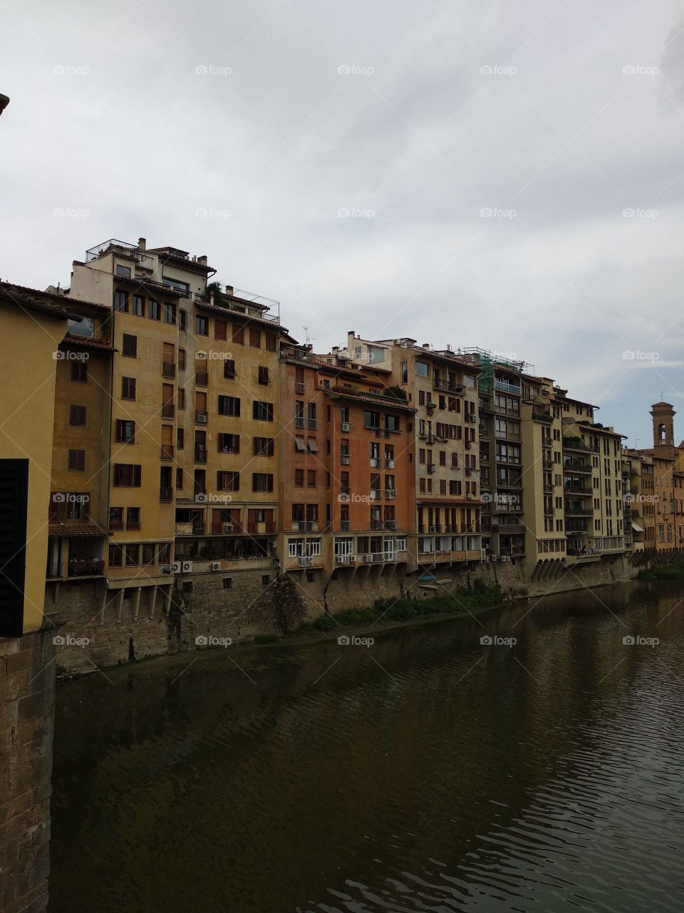 river arno in Firenze...love this city..