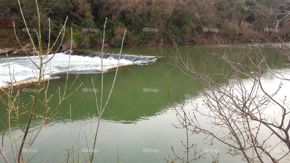 river source reflet sky