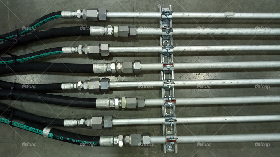 Hydraulic Hoses and Pipes