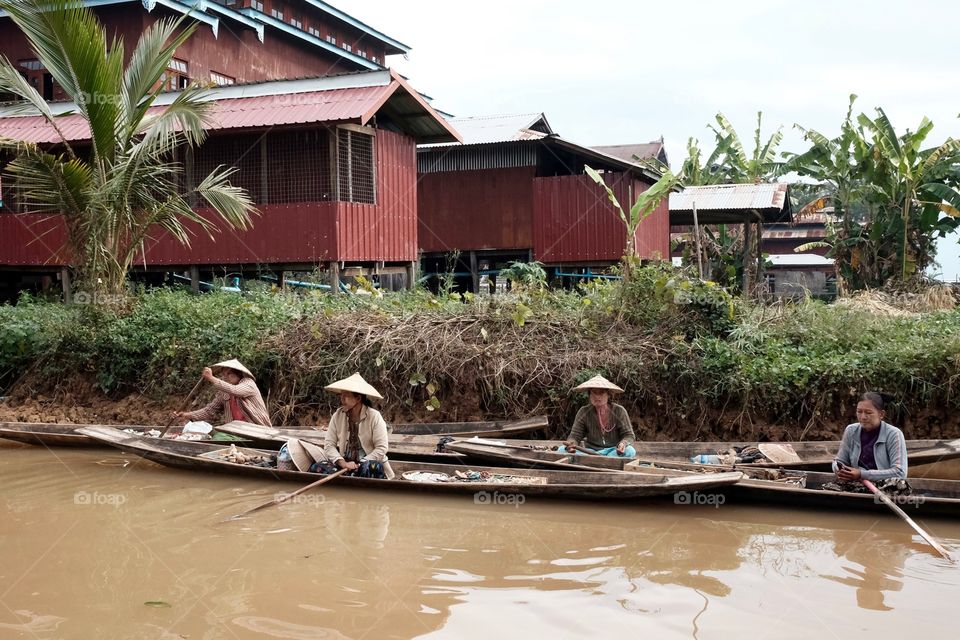 Floating market