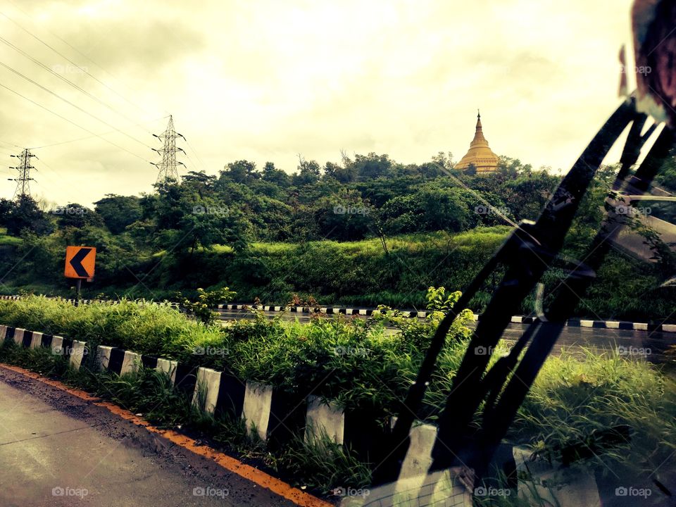 Snap from car🚗🚗
Green velly 🍀🌴🌱
Rainy Weather ☔☁️
Highway Trip🛤️🛤️

👁️👁️📷👁️