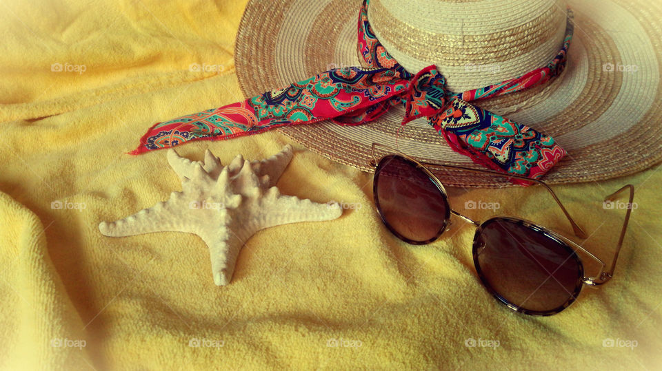 accessories. girly stuff for beach