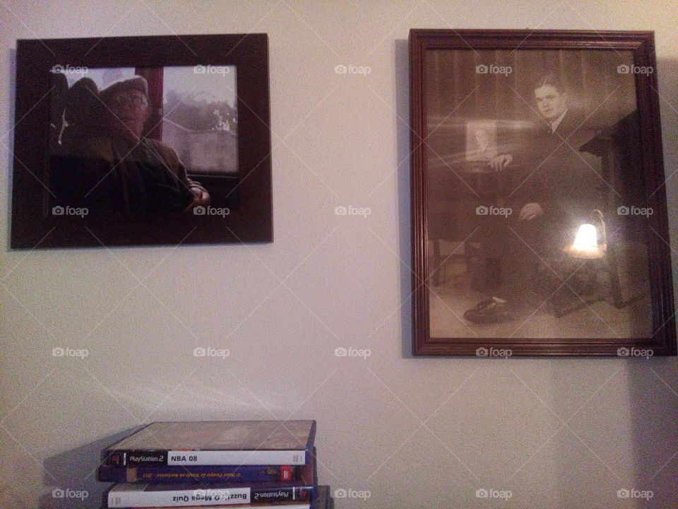 Duas fotografias do meu avô uma ele era jovem noutra era já idoso