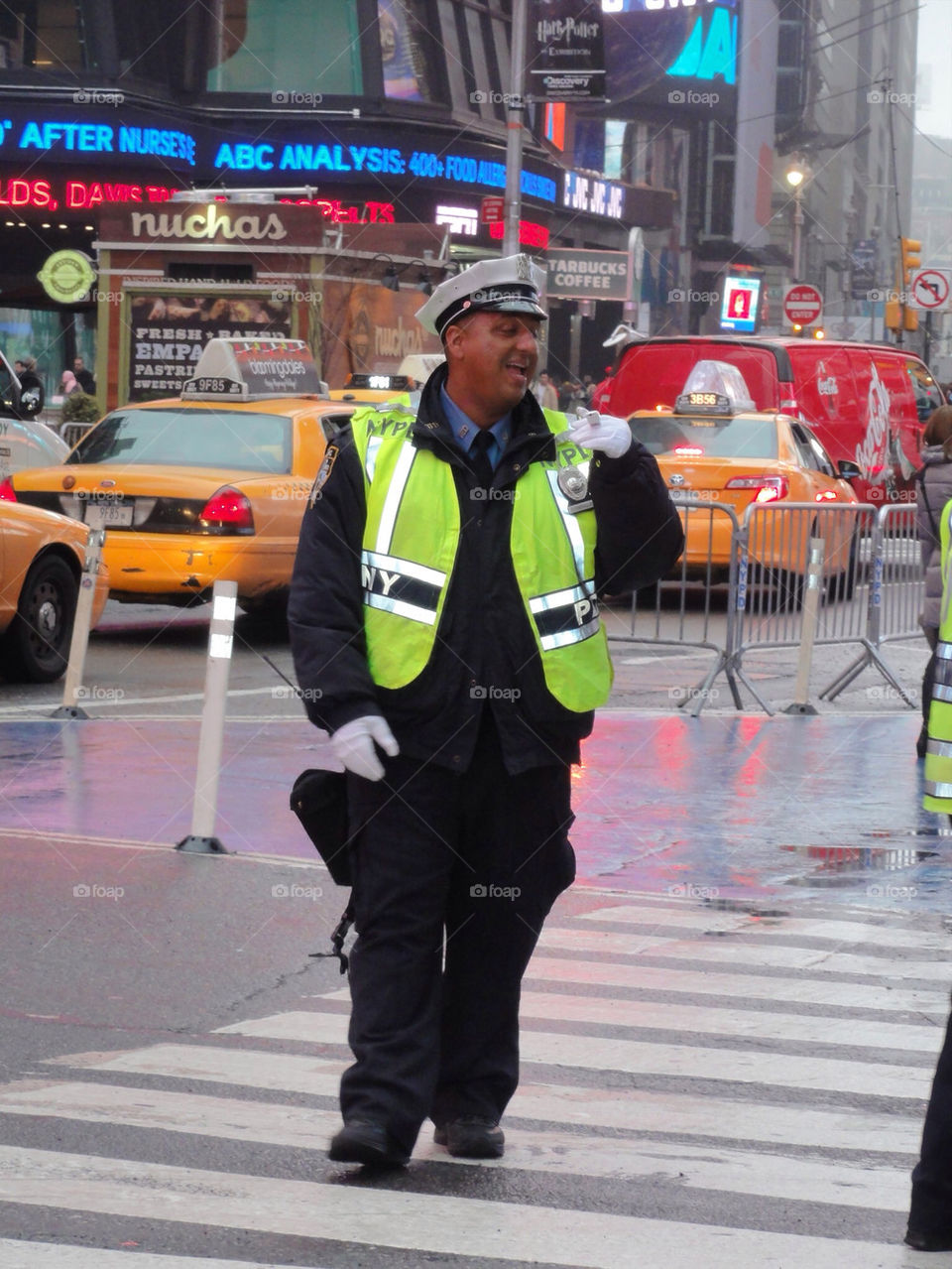 Controlling the traffic in NewYork's Times Square