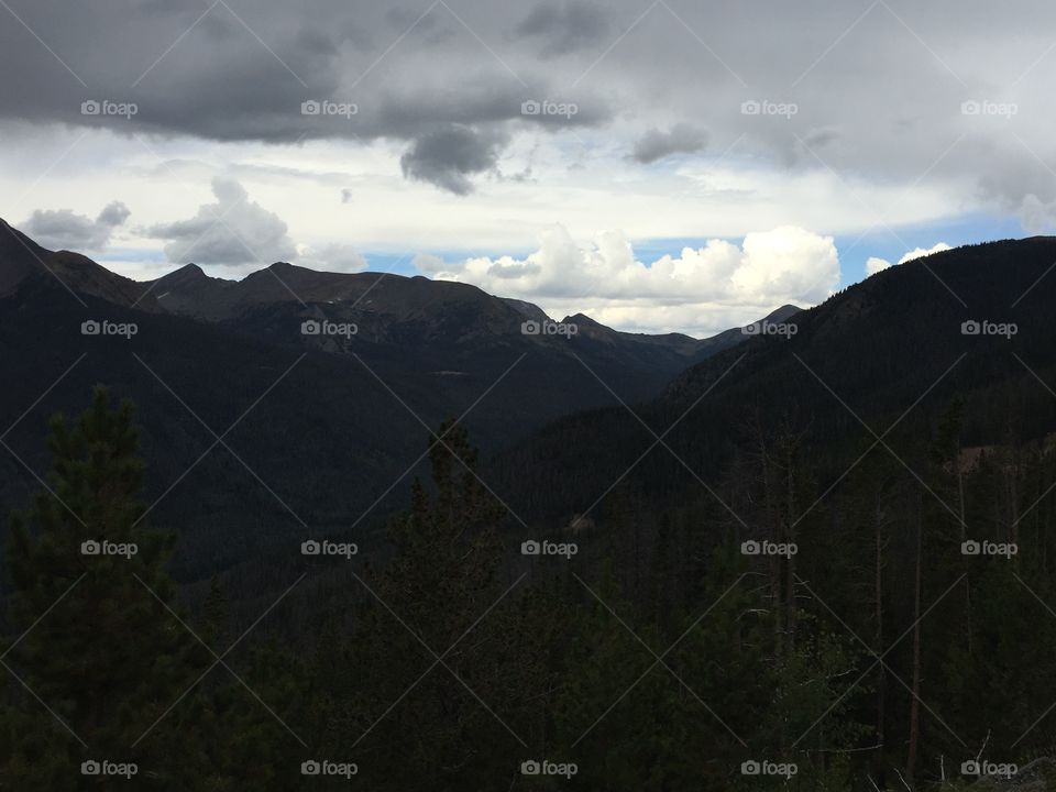 Cloudy mountains 