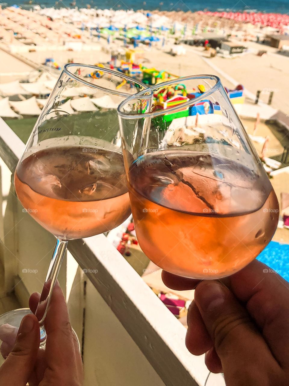 A toast to love… in all its forms and shapes 