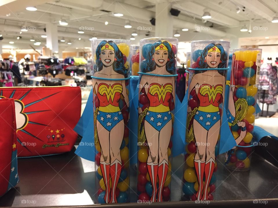 Wonder woman candy