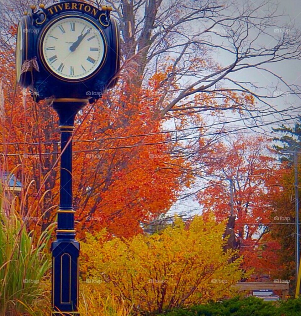 Tiverton Ontario. Outdoor Clock in Tiverton Ontario. Fall colours 