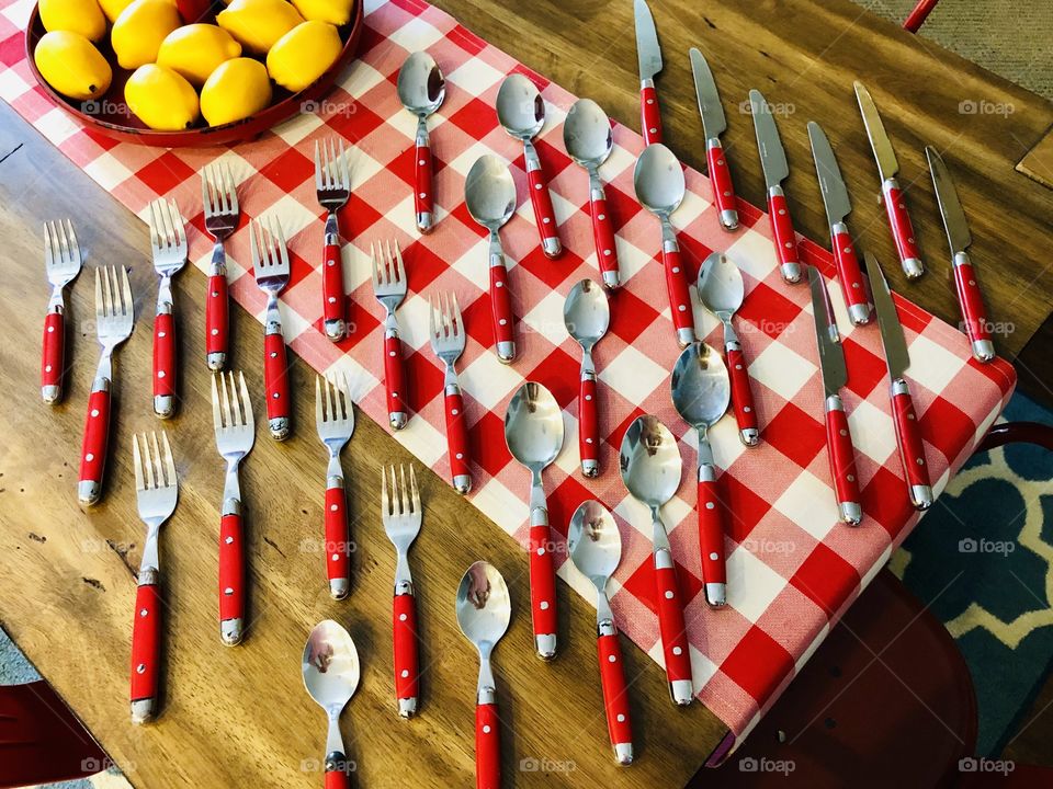 Forks, knives and spoons