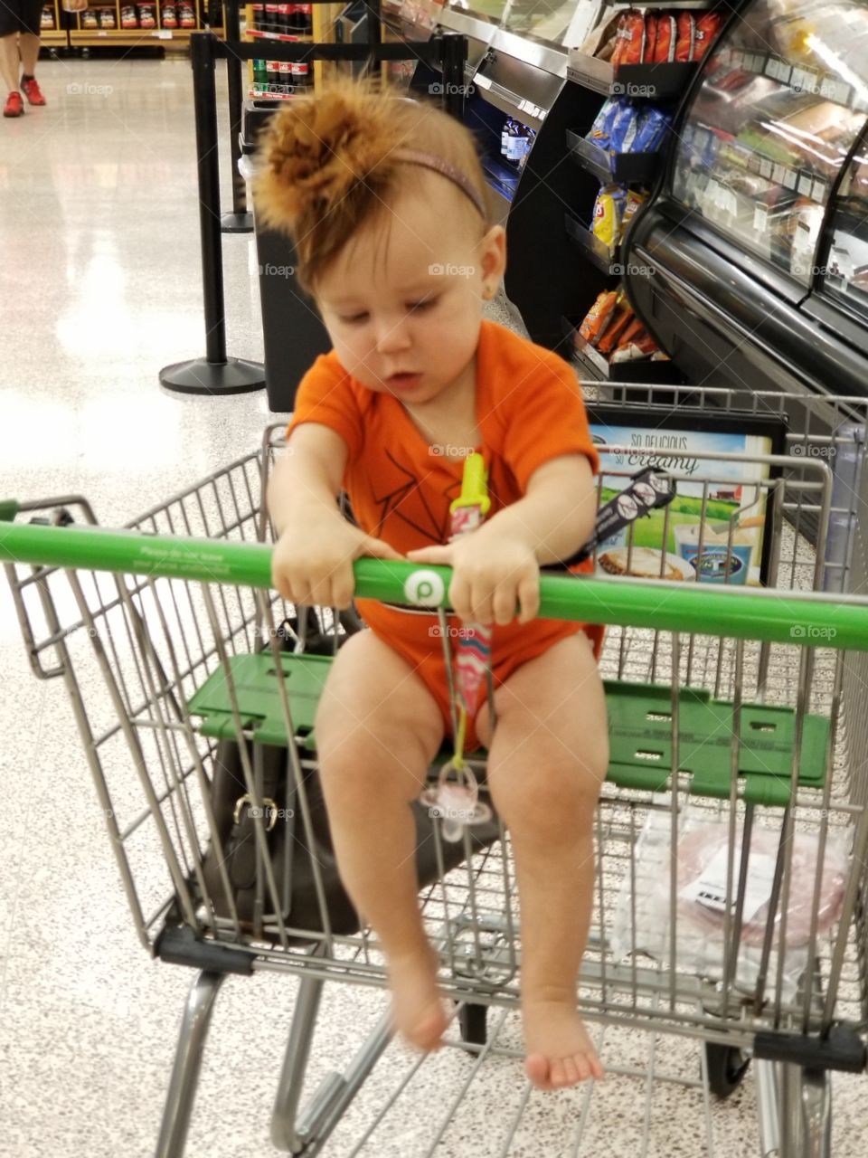baby in store publix
