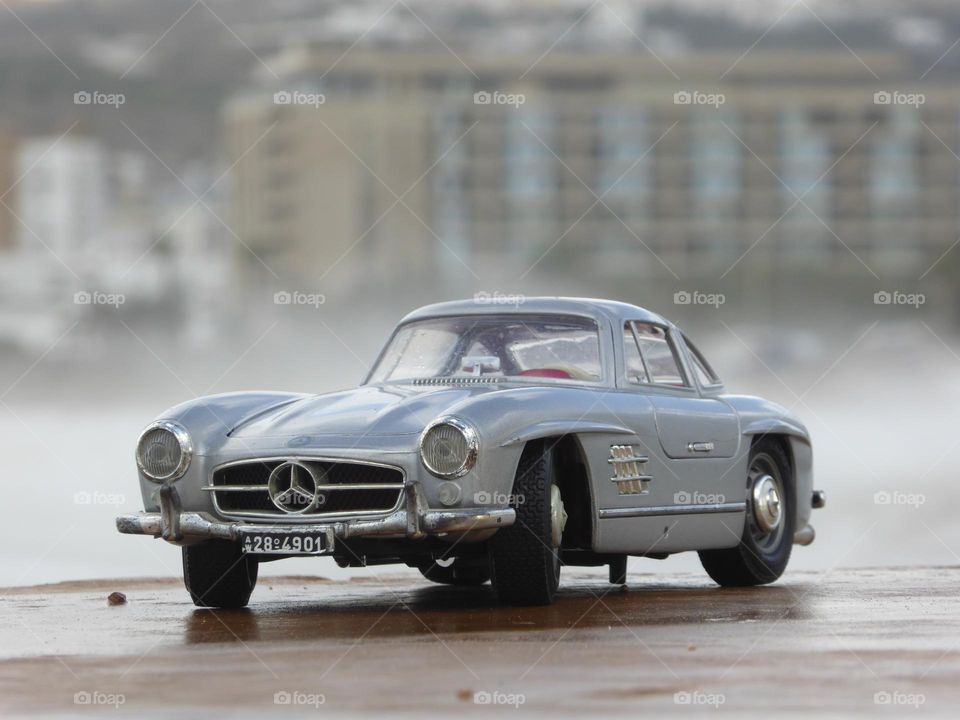 Mercedes Benz SL300