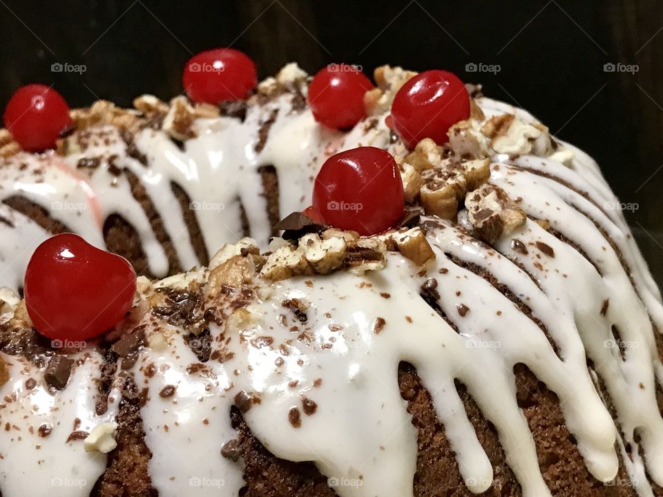 Bundt cake with nuts and cherries 