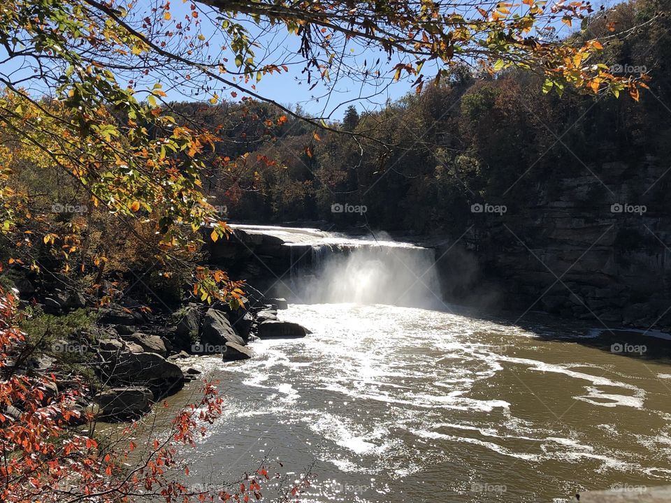 Autumn at Cumberland Falls in southern Kentucky 