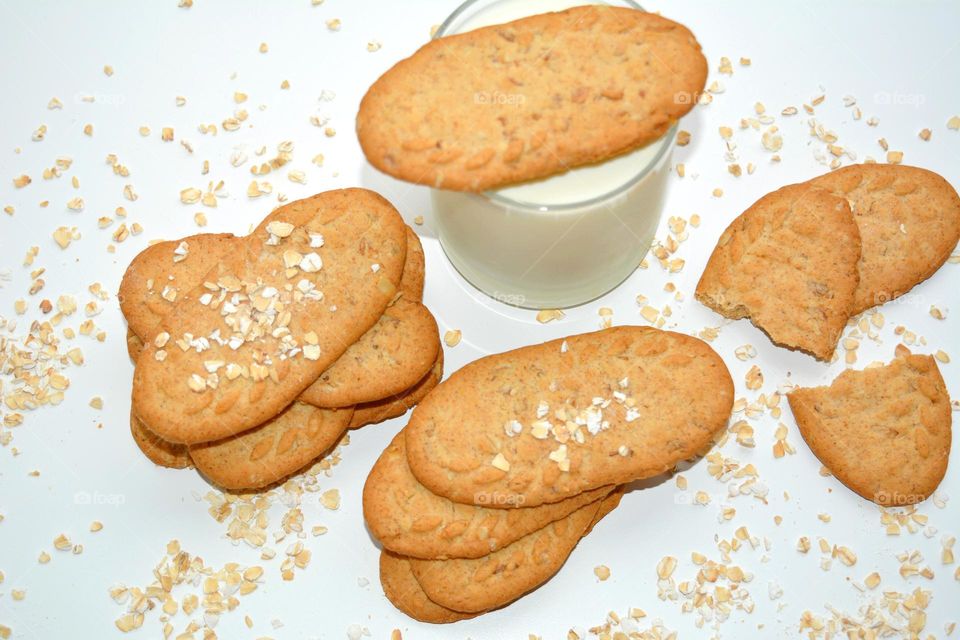 cookies with milk 😋 tasty food