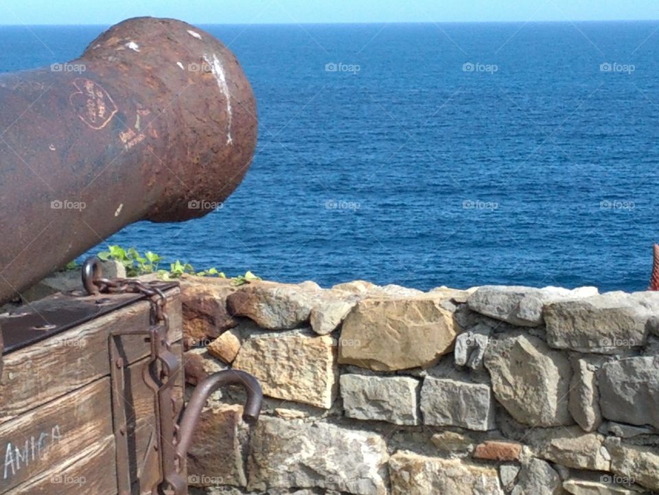 Cannon over the sea
