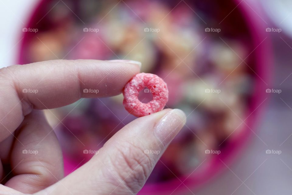 Breakfast - Bowl of cornflakes - Pink