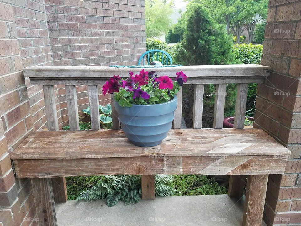 flower pot/ porch bench