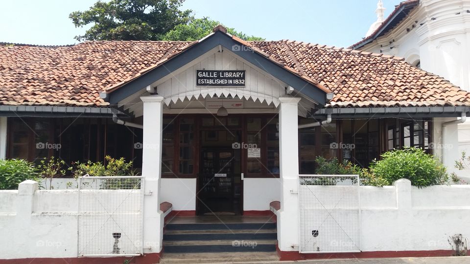 GALLE LIBRARY 
ESTABLISHED IN 1832
