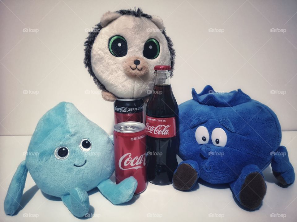 Toys love too coca-cola