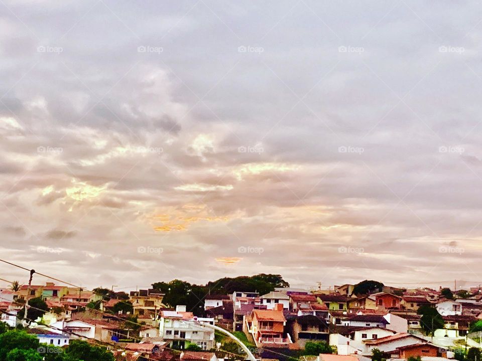 🇺🇸 A bucolic sunrise in Bragança Paulista, inland Brazil. / 🇧🇷 Um amanhecer bucólico em Bragança Paulista, interior do Brasil. 