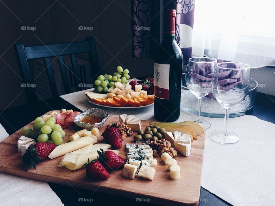Cheese & Wine = perfect date 
