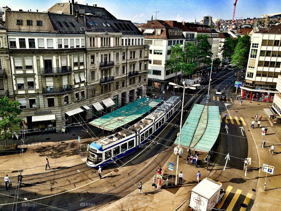 A Summer Day in Zürich 