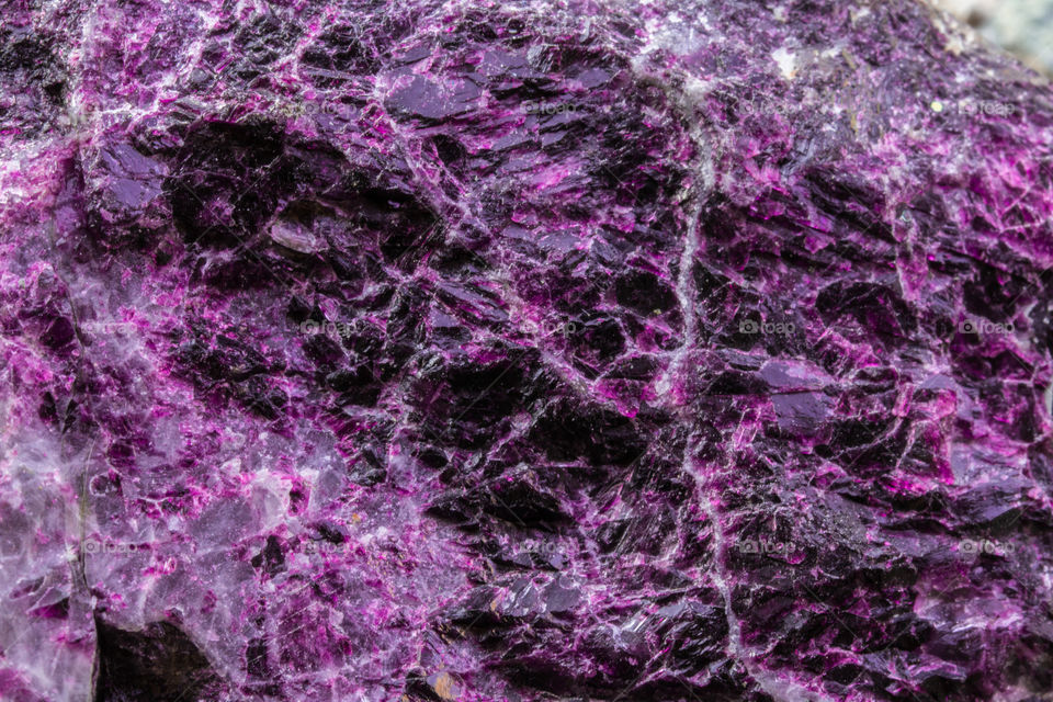 purple fluorita rock