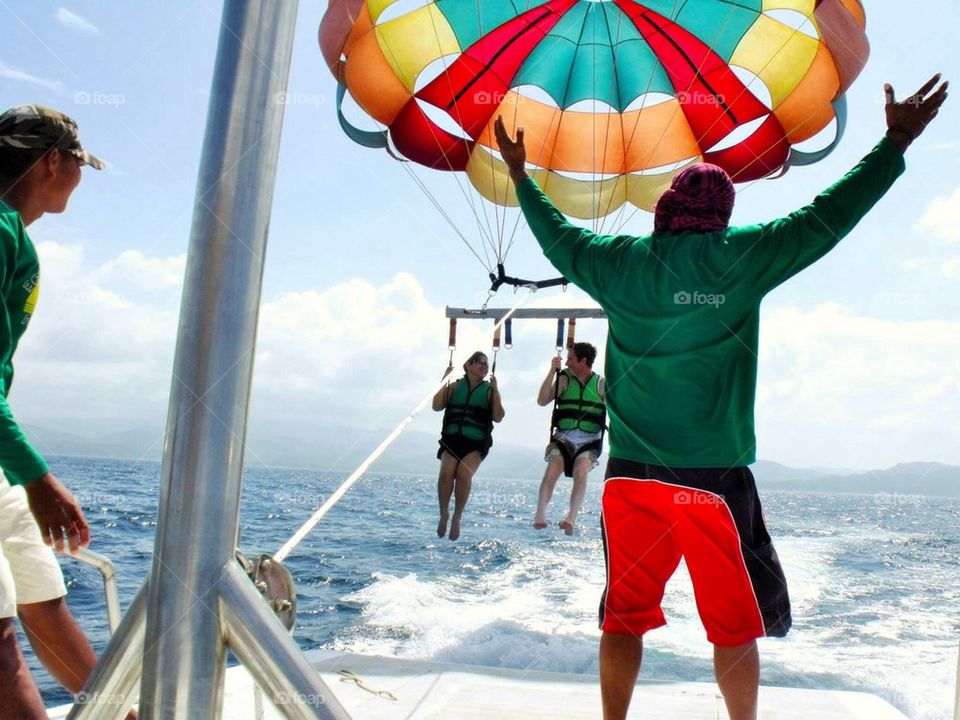 parasailing boracay