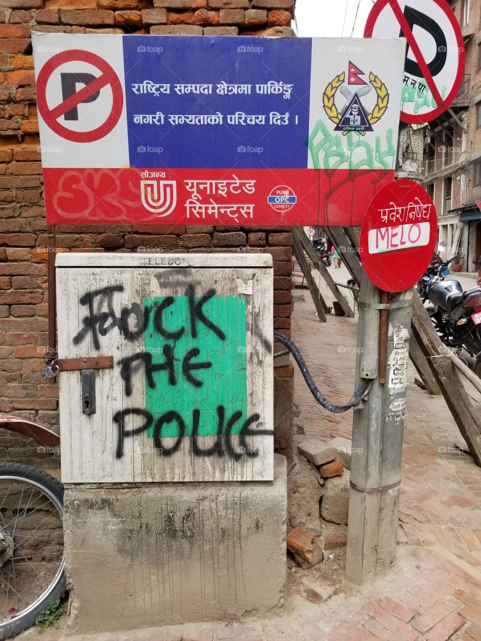 rebellious graffiti in nepal