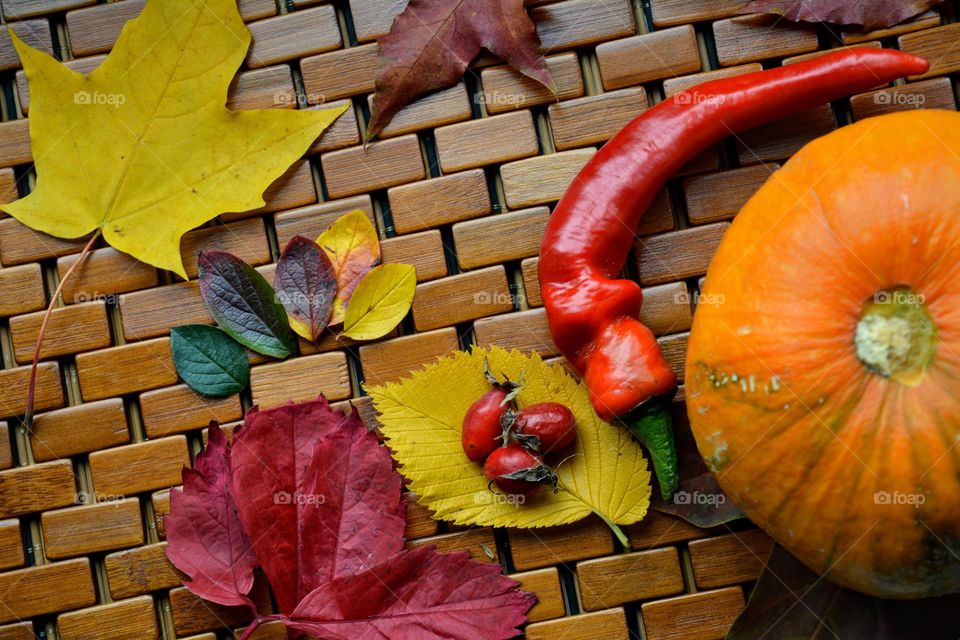 love autumn time lifestyle, vegetables and colour leaves