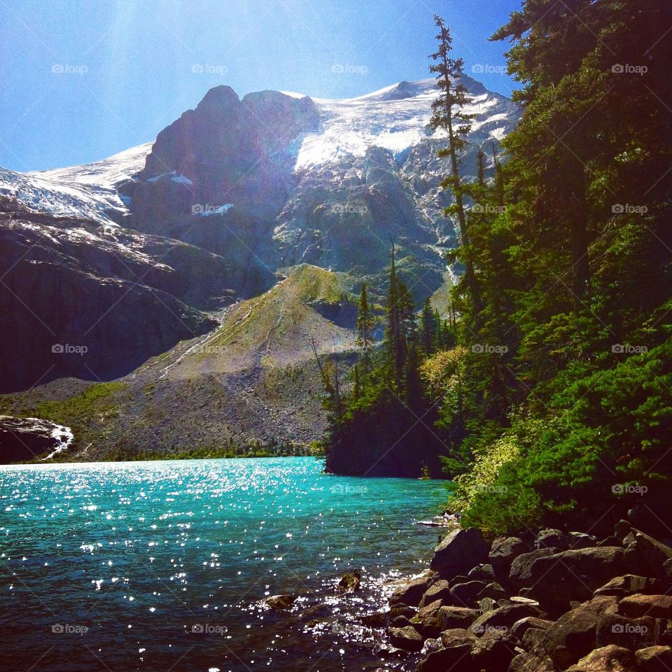 Upper Lake view at Joffre Lakes