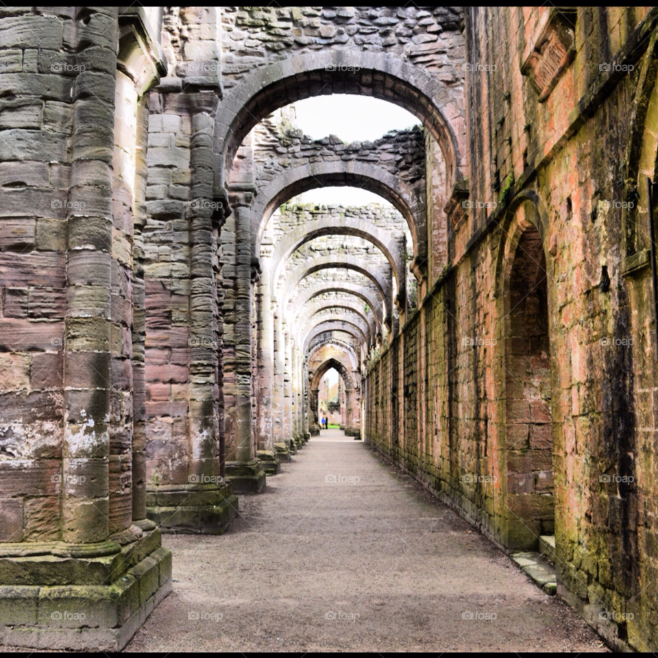 stone view old column by ItsmeBradders