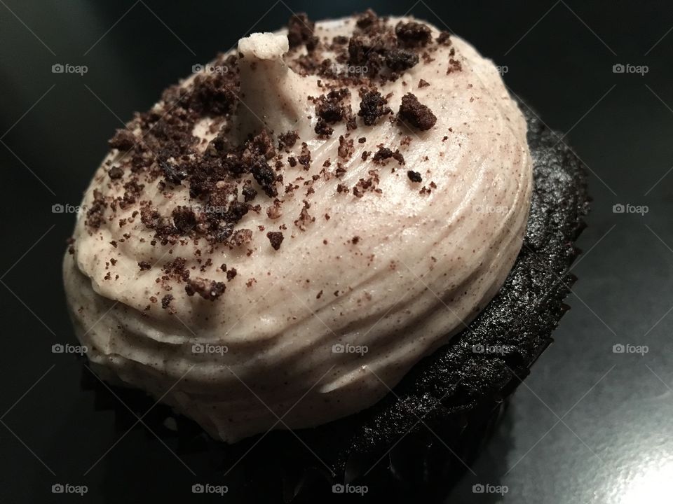 Cookies and Cream Cupcake 