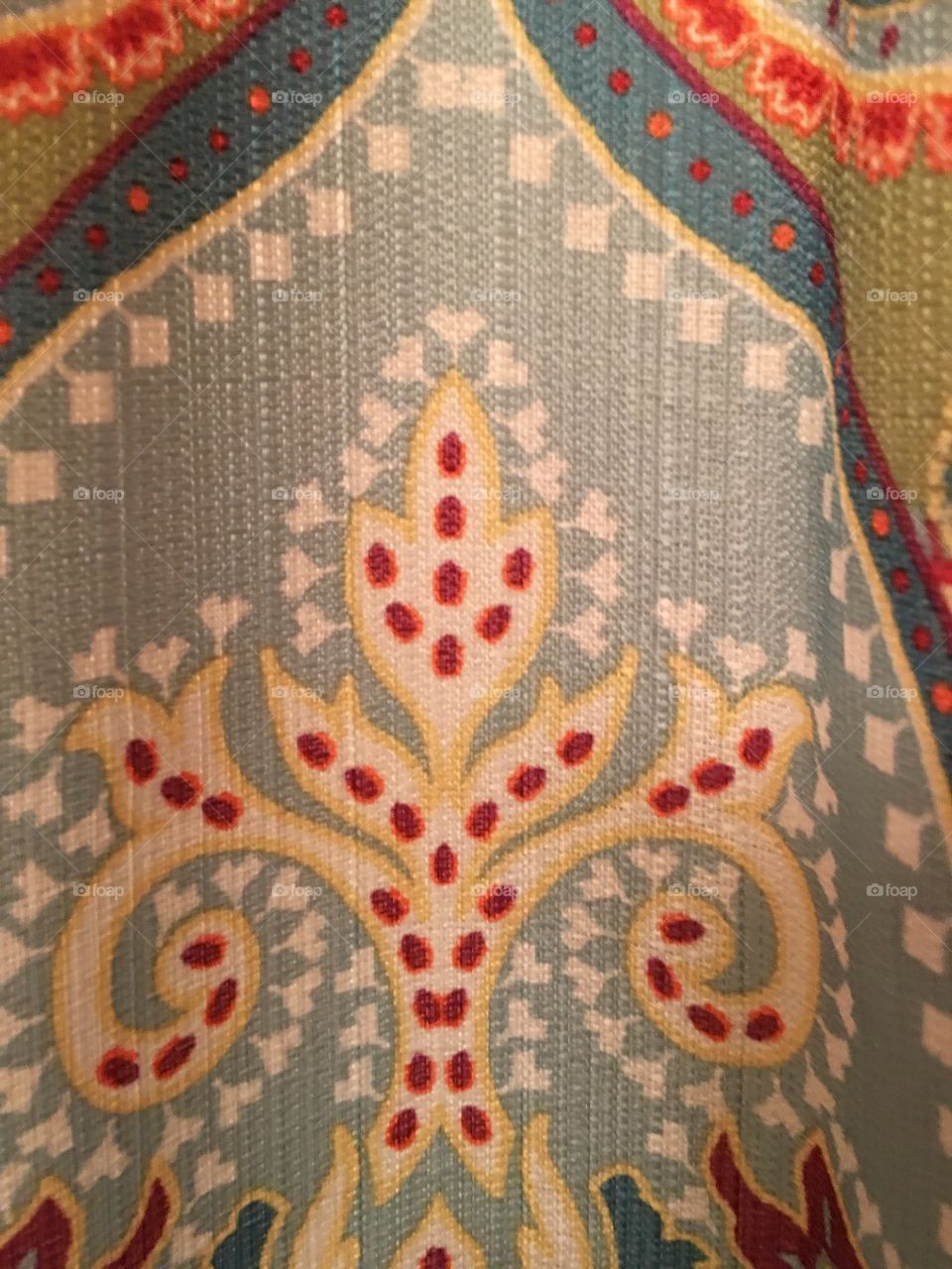 Curtain pattern 