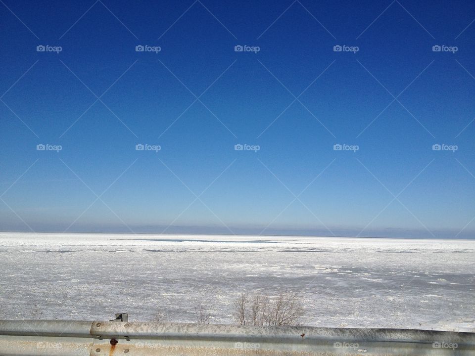 Frozen waters of Lake Erie 