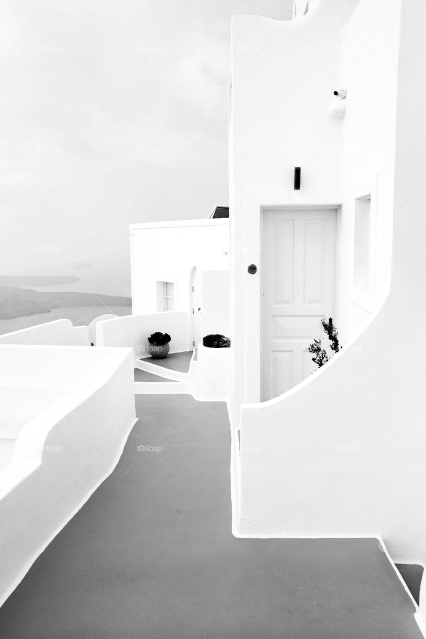 White home in santorini 