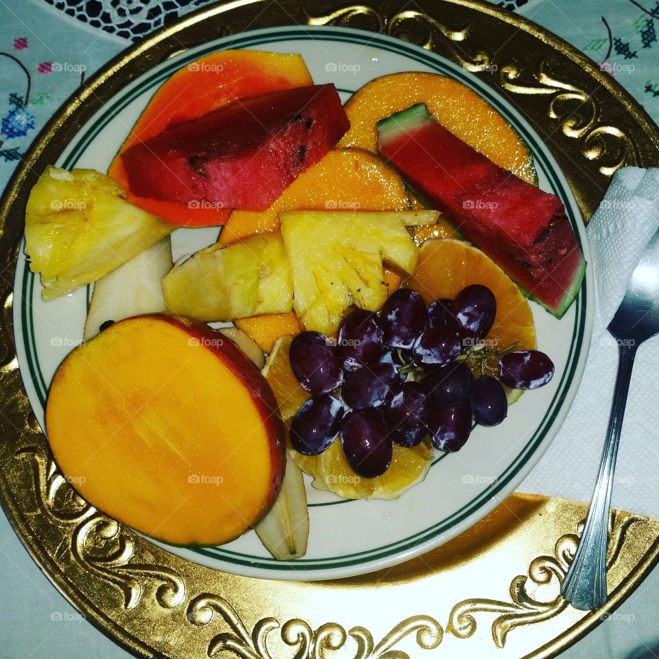 Fruit dish...fit for a king👑