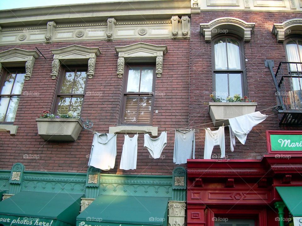 Drying laundry