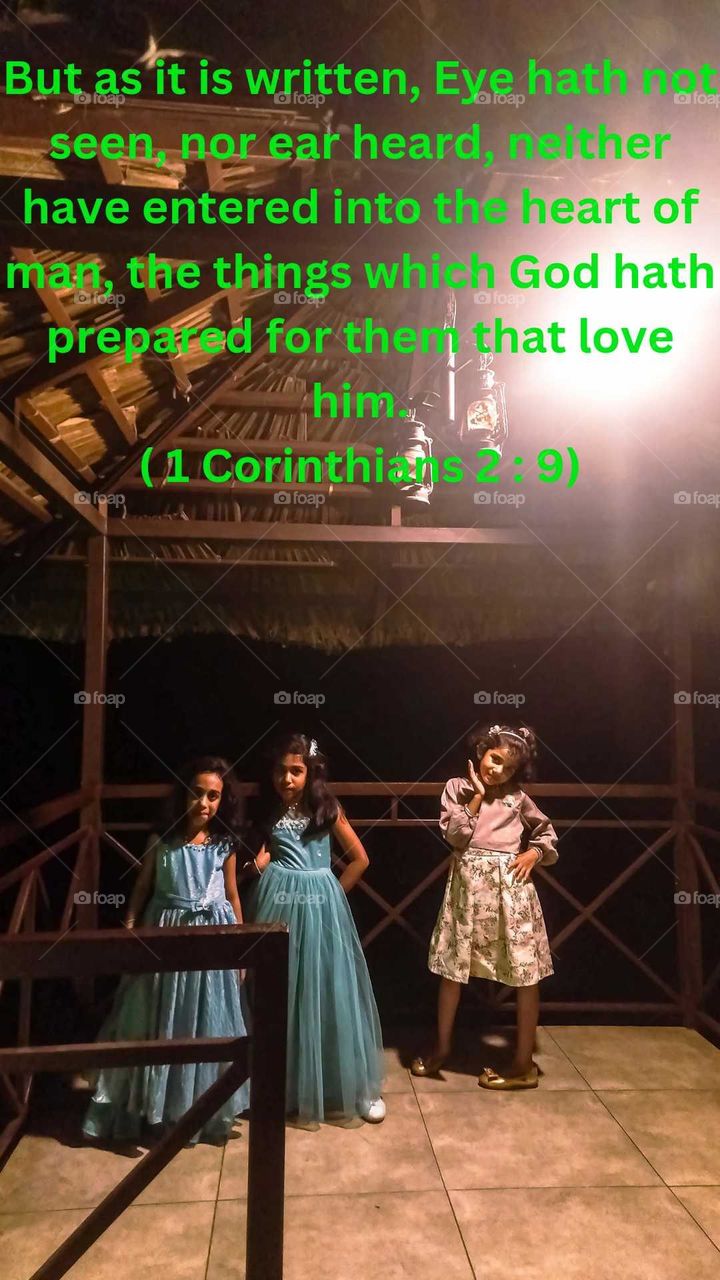 Three angels in the hut 🛖