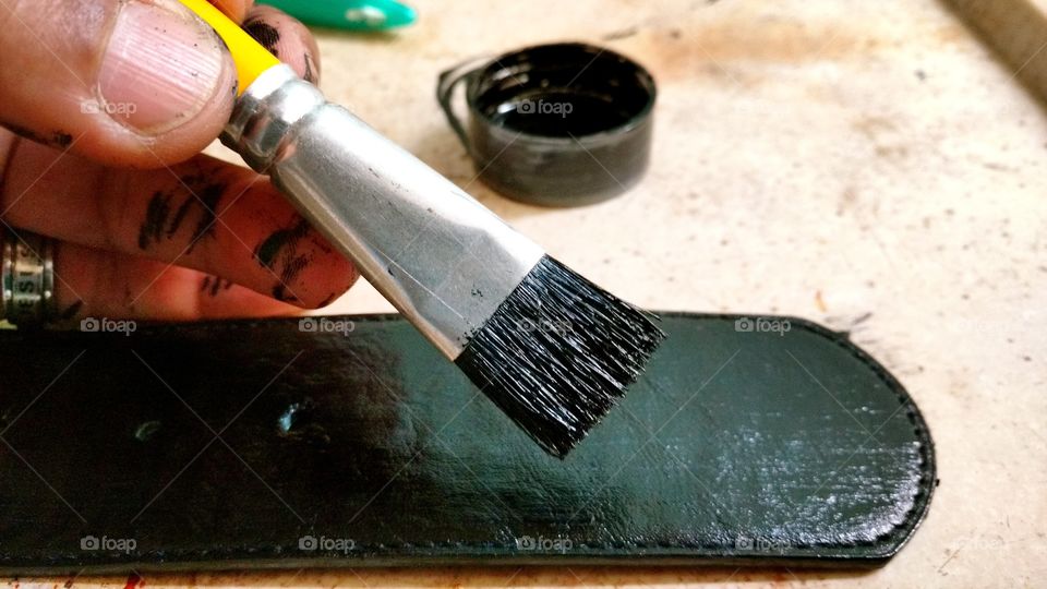 Mão, arte, pintura, pincel e tinta.