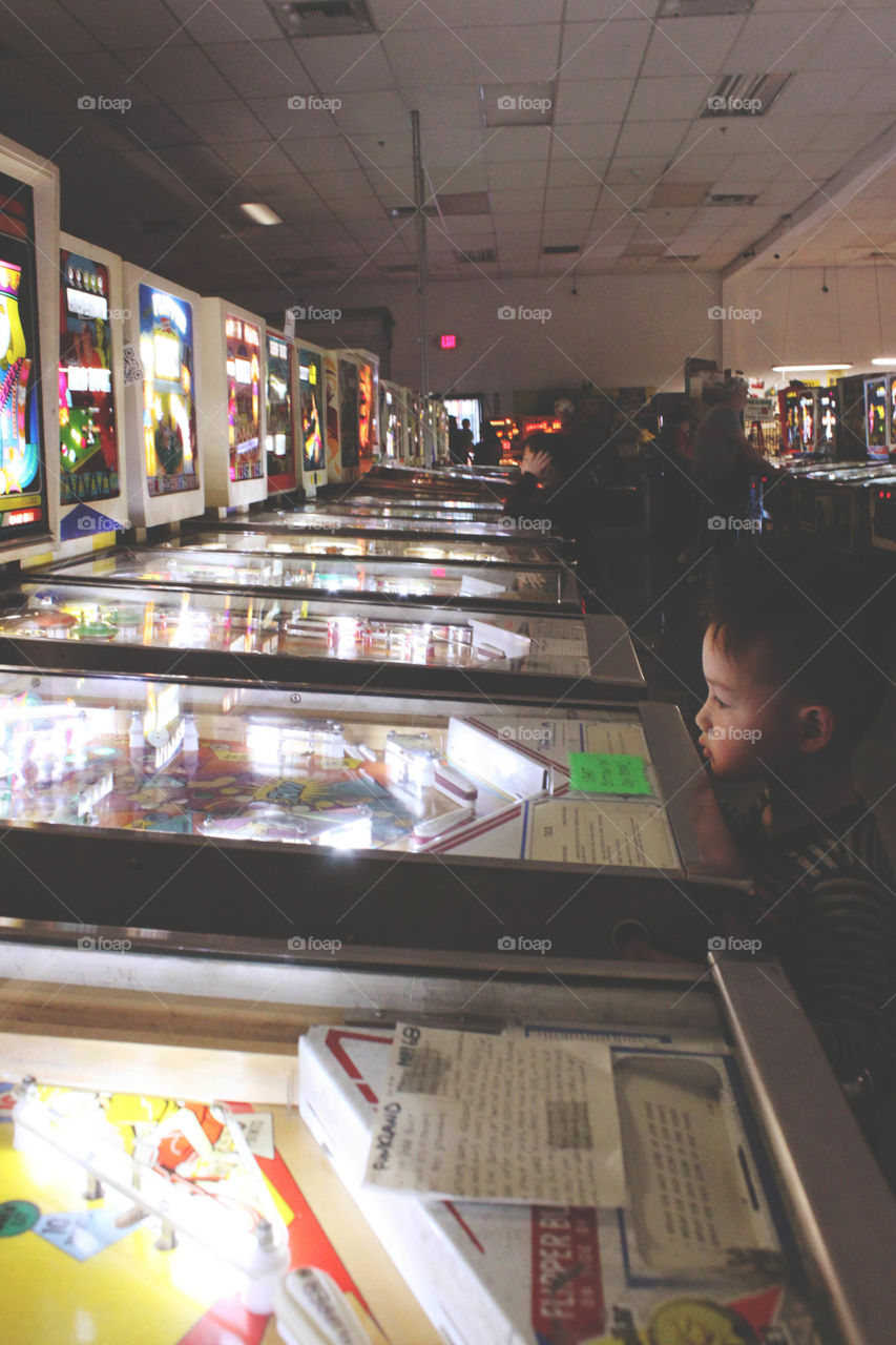 A little boy in the exhibition hall