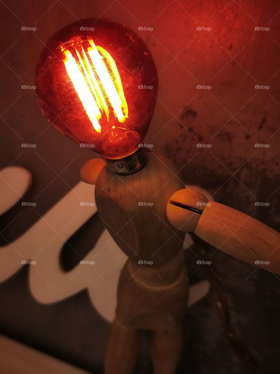 Circle ellipce Light man view doll red outdoor outside