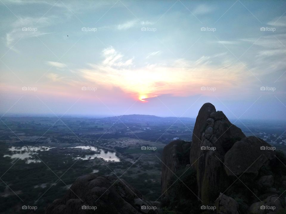 Keelakuyilkudi Samanar Hill view of village