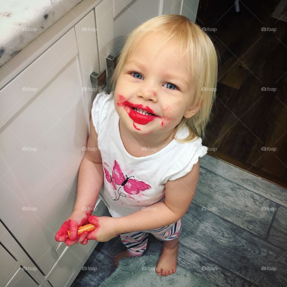 Found Mommy's lipstick