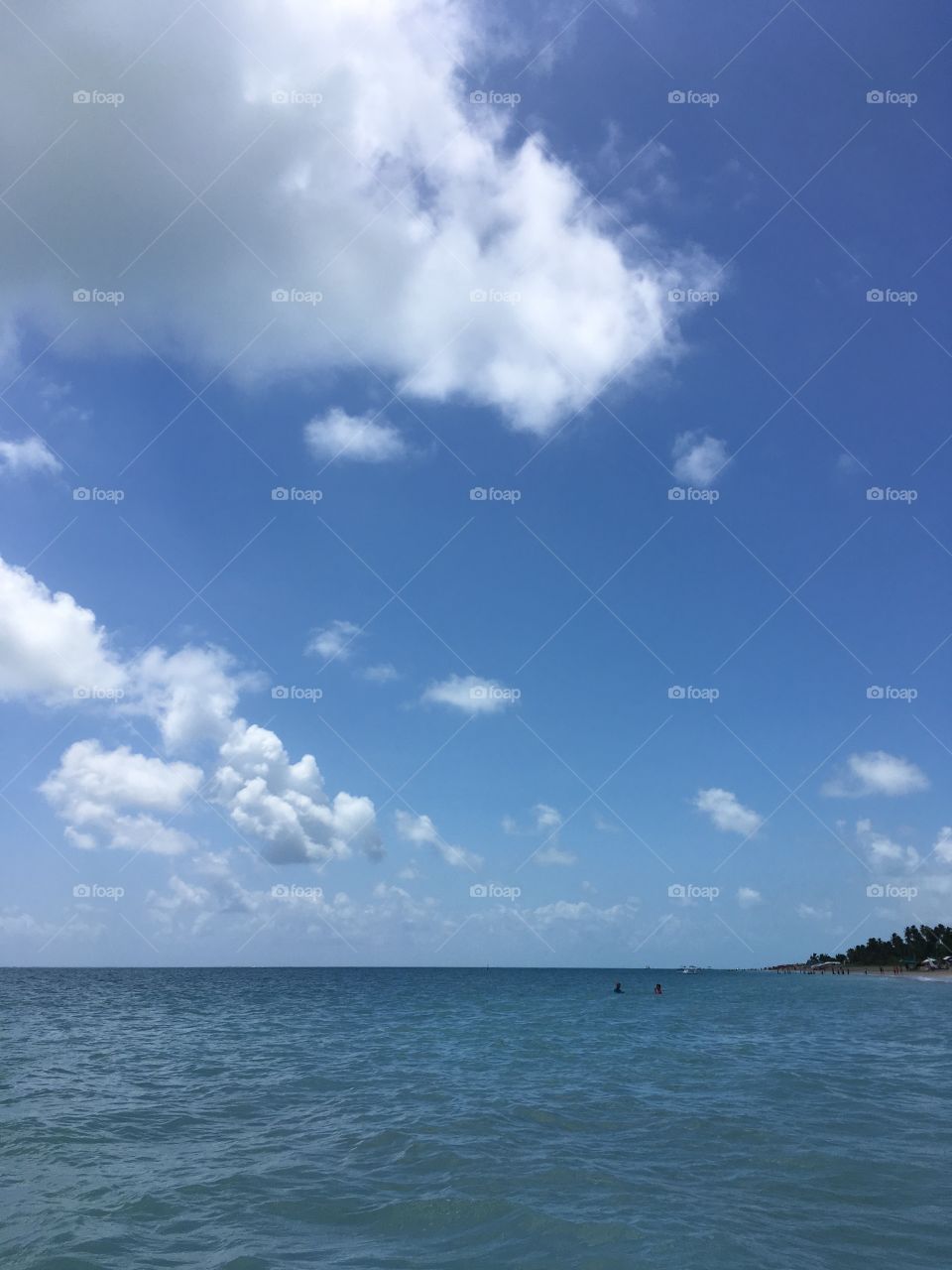 Praia de Maragogi - litoral brasileiro (aqui é a região Nordeste do Brasil) - olha o infinito mar azul!