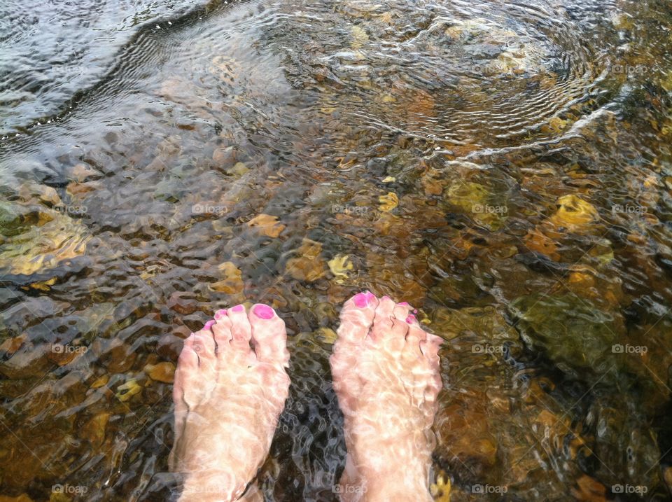 Feet refreshed in Rappahannock River