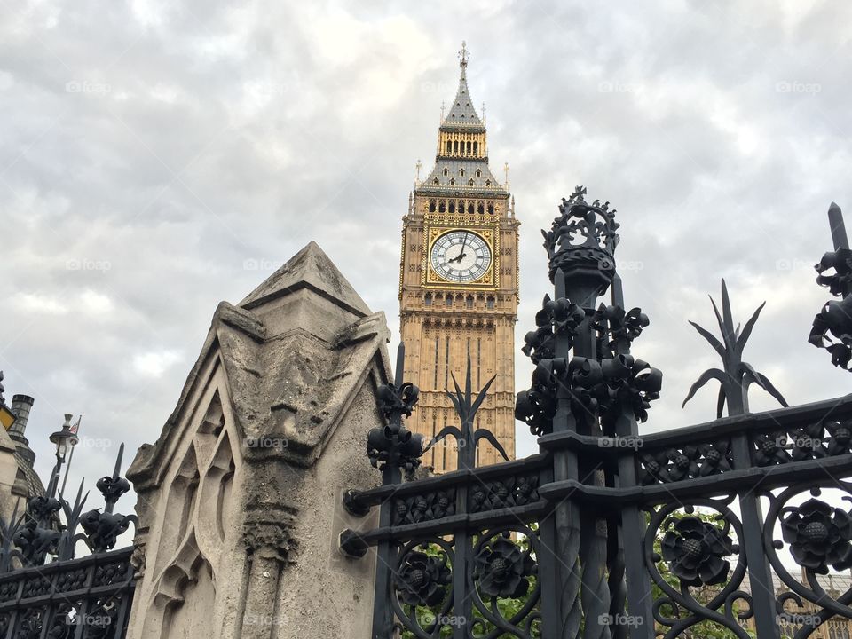 Big Ben over parliament