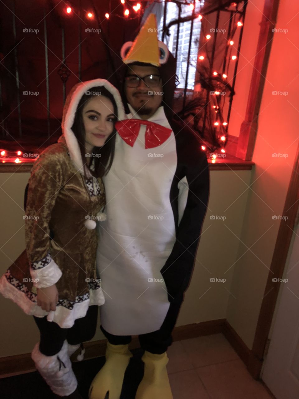 Eskimo and penguin 